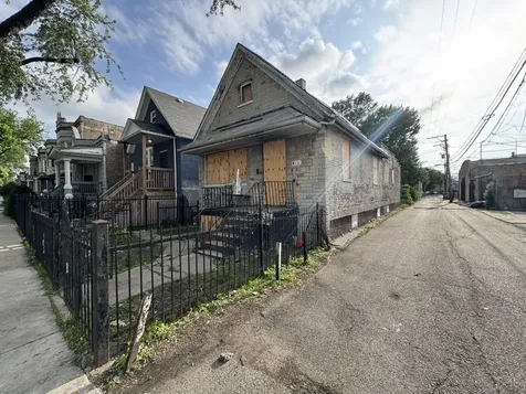 742 North Christiana Avenue Chicago IL 60624