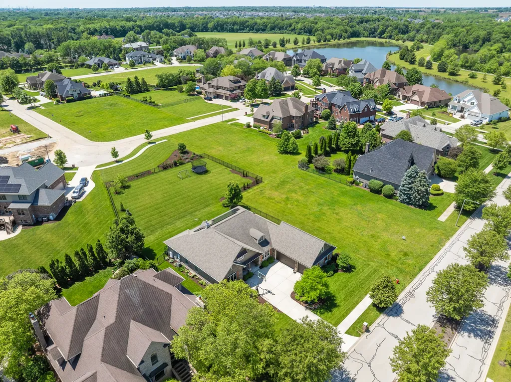 24809 West Easy Street Plainfield IL 60586
