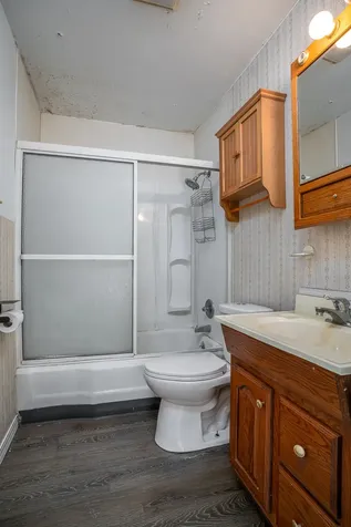1430 18TH Street East Moline IL 61244
