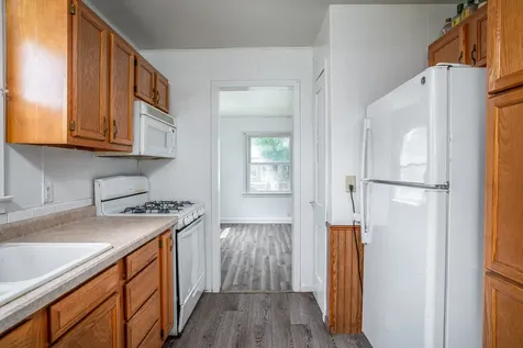 1430 18TH Street East Moline IL 61244