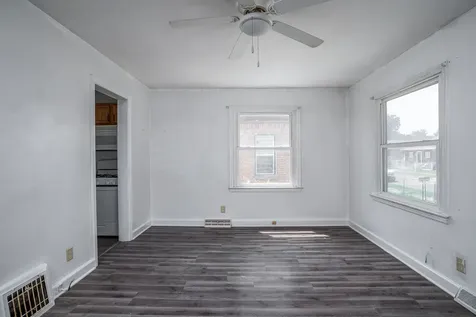 1430 18TH Street East Moline IL 61244
