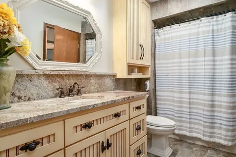 845 Brian Court Gurnee IL 60031