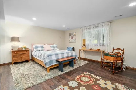 845 Brian Court Gurnee IL 60031
