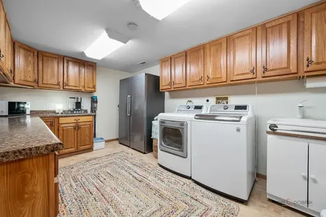 845 Brian Court Gurnee IL 60031