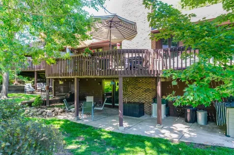 845 Brian Court Gurnee IL 60031