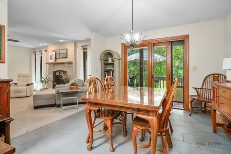 845 Brian Court Gurnee IL 60031
