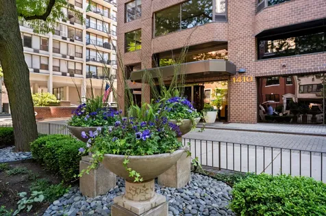 1410 North State Parkway Chicago IL 60610