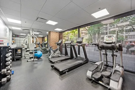 1410 North State Parkway Chicago IL 60610