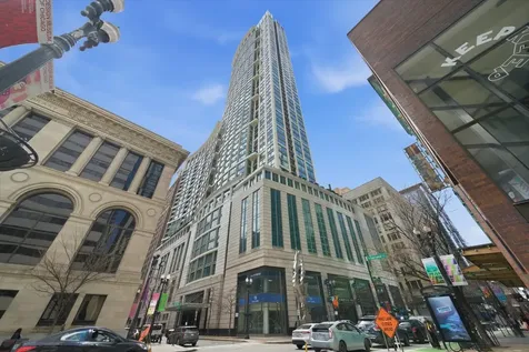 130 North Garland Court Chicago IL 60602