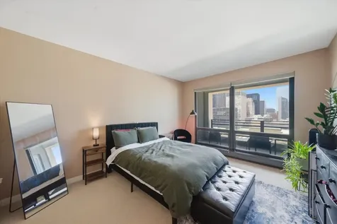 130 North Garland Court Chicago IL 60602