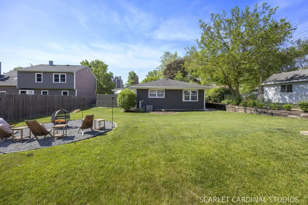 506 Wilson Avenue Glen Ellyn IL 60137