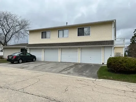 740 Edgelake Point Schaumburg IL 60194