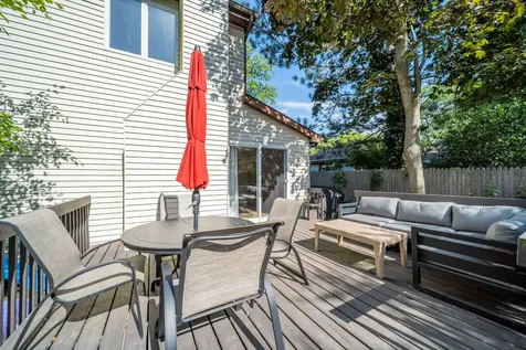 728 Price Lane Deerfield IL 60015