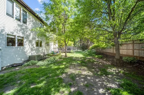 728 Price Lane Deerfield IL 60015