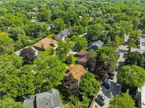 728 Price Lane Deerfield IL 60015