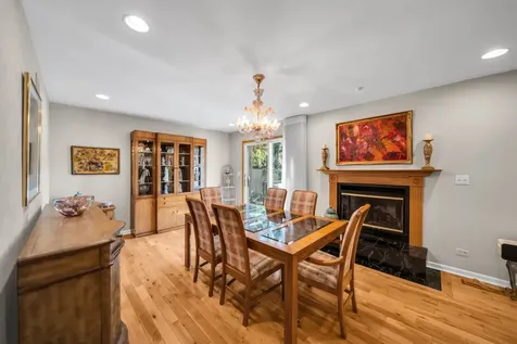 728 Price Lane Deerfield IL 60015
