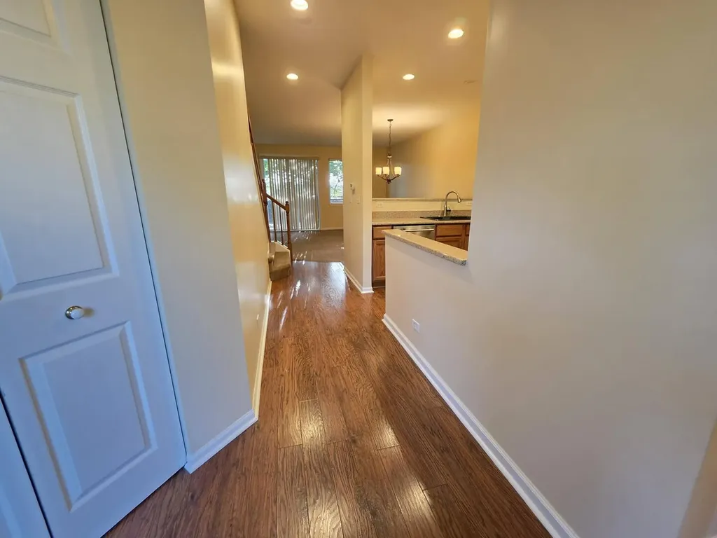 3045 Kentshire Circle Naperville IL 60564