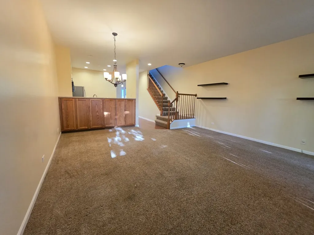 3045 Kentshire Circle Naperville IL 60564