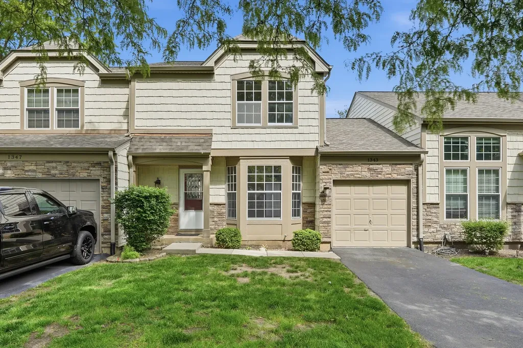 1343 Seabury Circle Carol Stream IL 60188