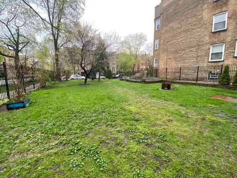 7434 North Seeley Avenue Chicago IL 60645