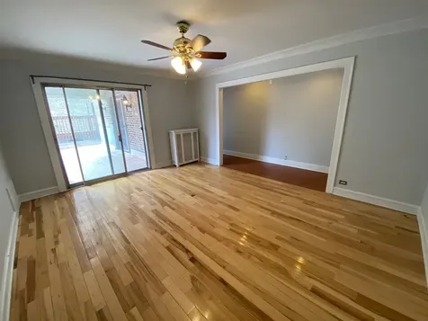 7434 North Seeley Avenue Chicago IL 60645