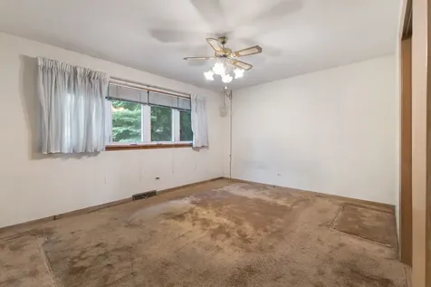 4821 West 105th Street Oak Lawn IL 60453
