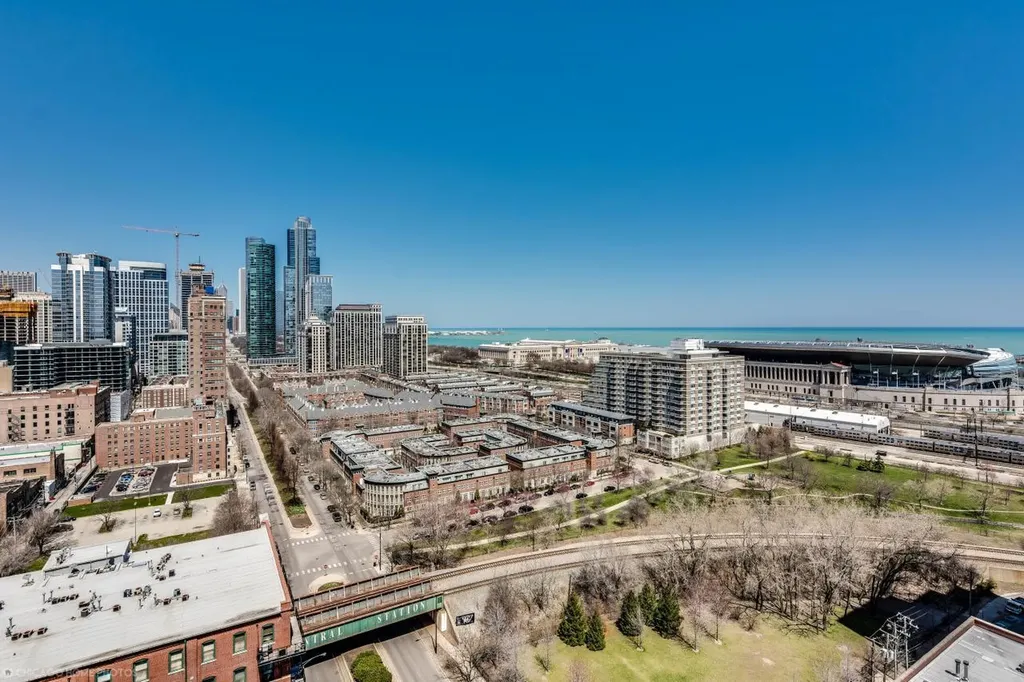 1600 South Indiana Avenue Chicago IL 60616