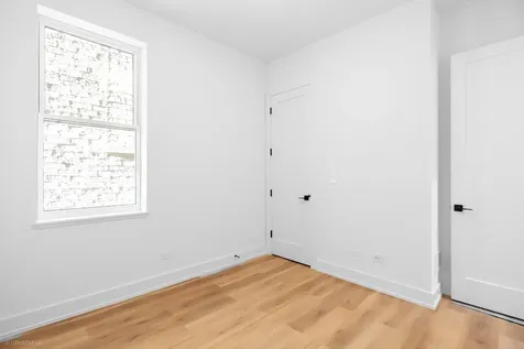 2113 North Kenmore Avenue Chicago IL 60614