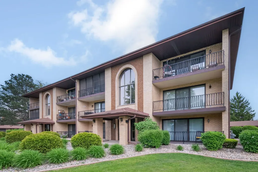 15651 Garden View Court Orland Park IL 60462