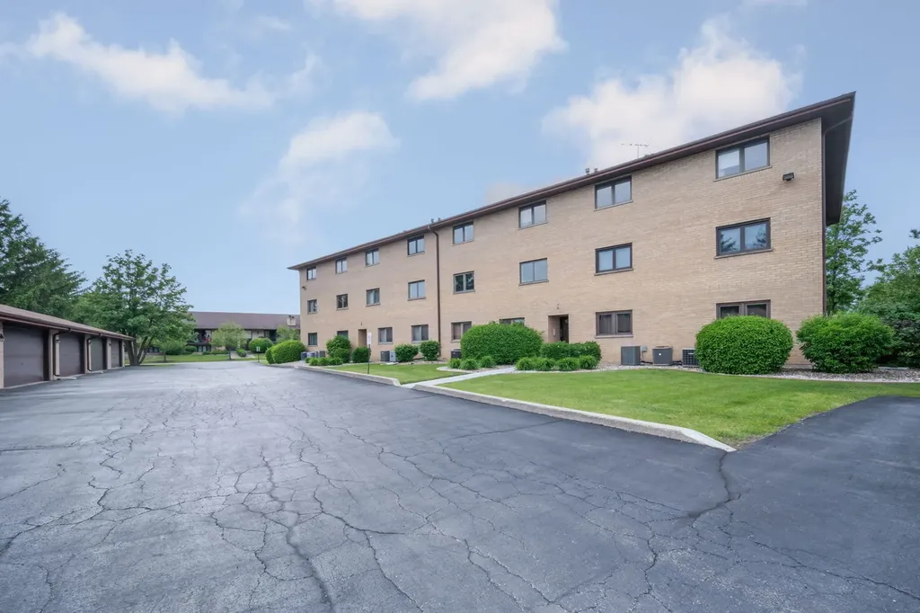 15651 Garden View Court Orland Park IL 60462
