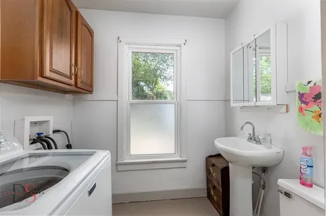520/522 East Main Street Ottawa IL 61350