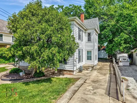 520/522 East Main Street Ottawa IL 61350