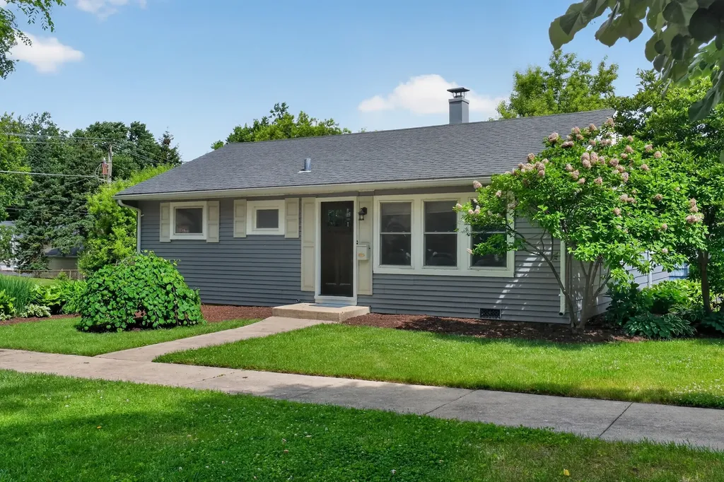 100 North Park Street Westmont IL 60559