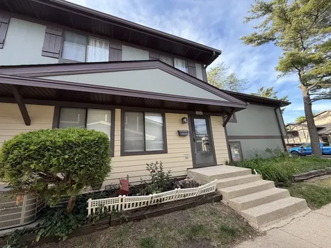 6254 Kit Carson Drive Hanover Park IL 60133