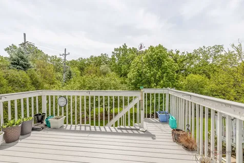 1687 Templeton Court Mundelein IL 60060