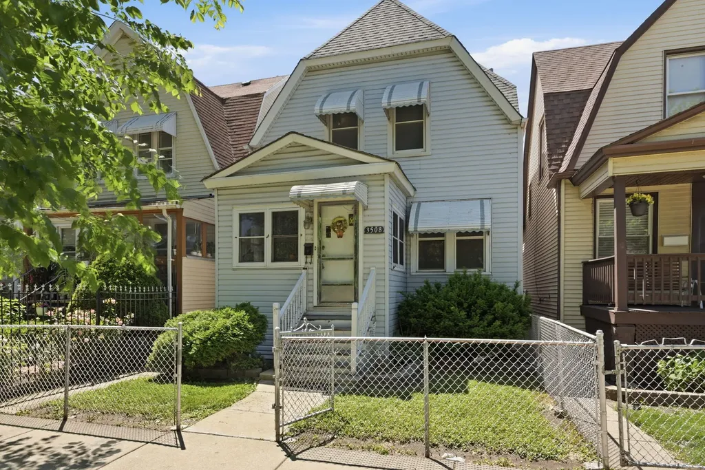 3508 South Mozart Street Chicago IL 60632
