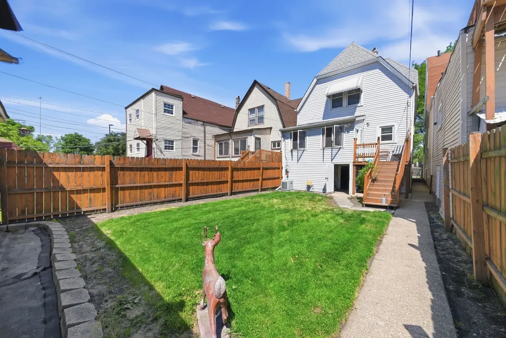 3508 South Mozart Street Chicago IL 60632