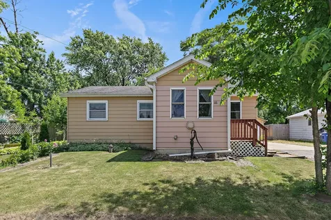 66 East North Avenue Cortland IL 60112