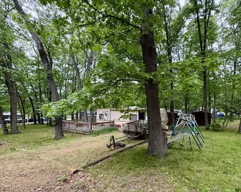 10/40 Woodhaven Sublette IL 61367
