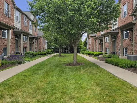 464 Valentine Way Oswego IL 60543