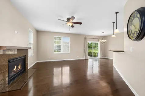 1753 Hannah Lane Pingree Grove IL 60140