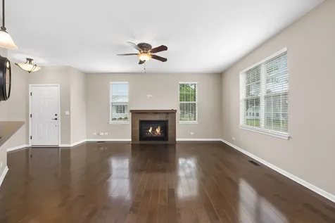 1753 Hannah Lane Pingree Grove IL 60140