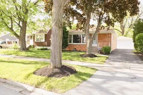 5262 Alexander Place Oak Lawn IL 60453