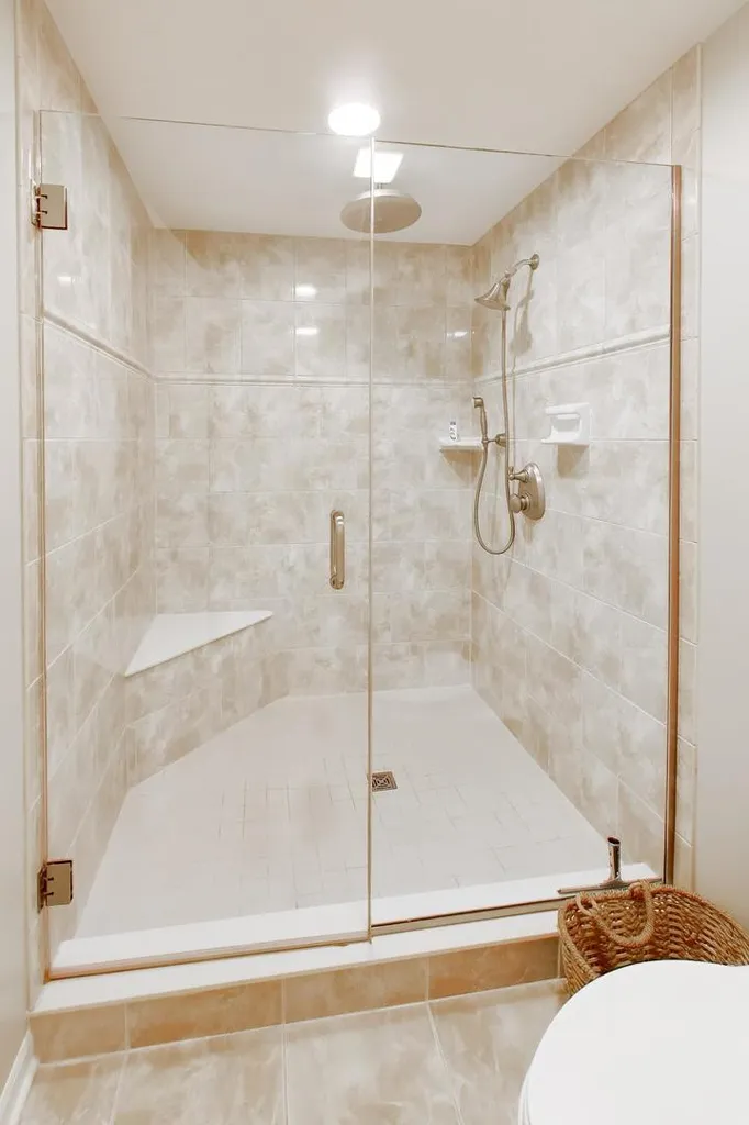 107 Briarwood Lane Oak Brook IL 60523