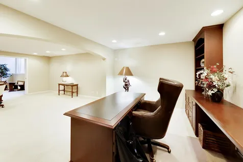 107 Briarwood Lane Oak Brook IL 60523
