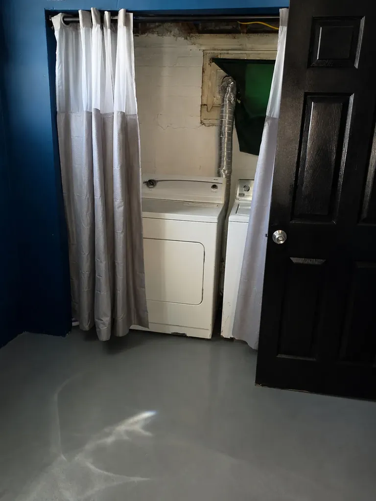 9823 South Drexel Avenue Chicago IL 60628