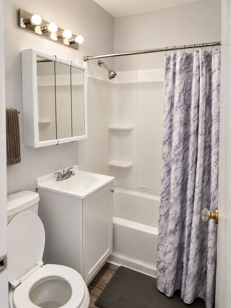 9823 South Drexel Avenue Chicago IL 60628