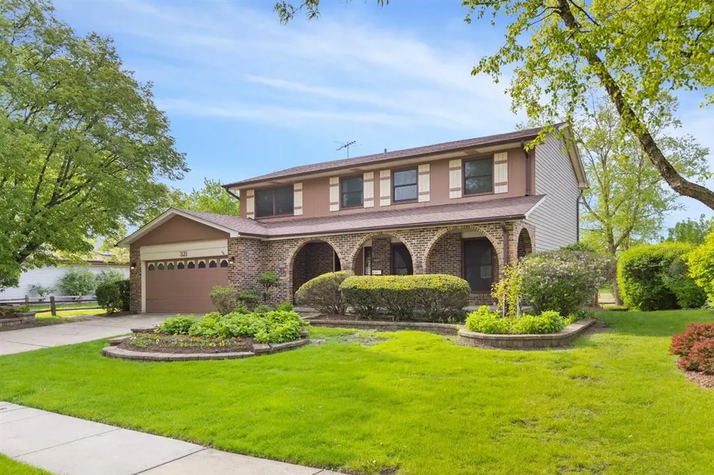 321 Ashwood Drive Schaumburg IL 60193