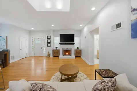 201 Dover Avenue La Grange IL 60525