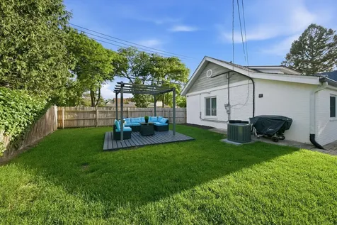 201 Dover Avenue La Grange IL 60525